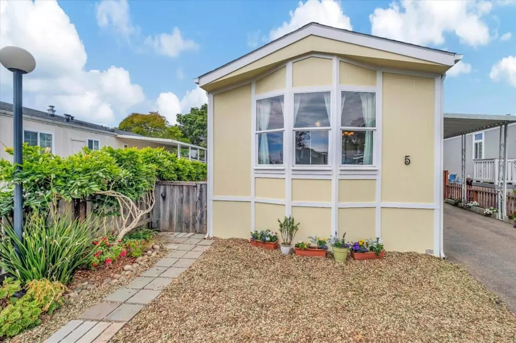 Soquel, CA 95073,2750 Orchard ST