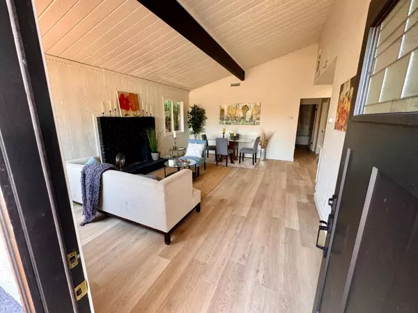 Hollister, CA 95023,1152 Crescent LN