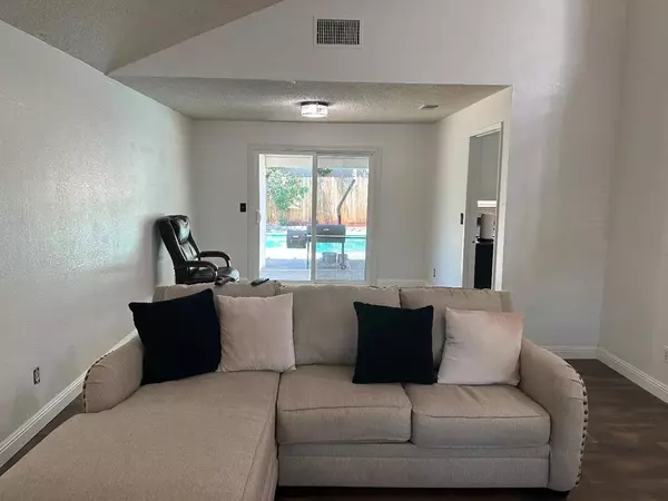 Fairfield, CA 94533,932 Hickory AVE
