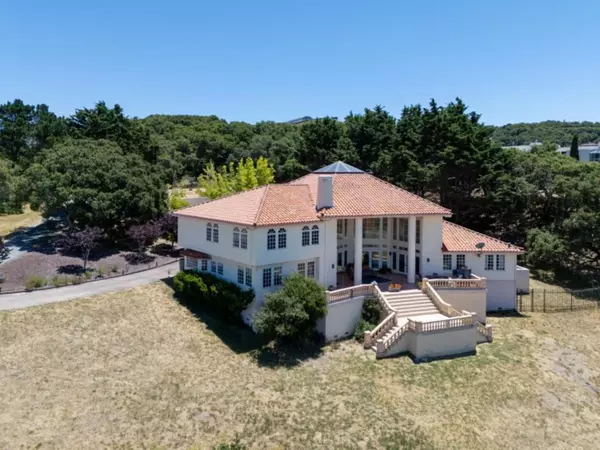 11538 Saddle RD,  Monterey,  CA 93940
