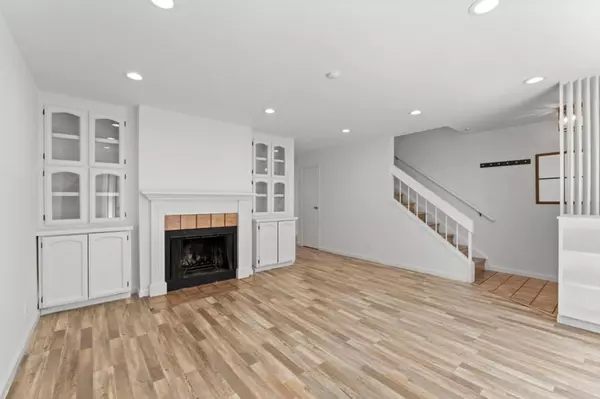 Newark, CA 94560,6223 Joaquin Murieta AVE #B