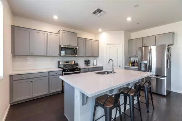 570 Duran DR, Hollister, CA 95023