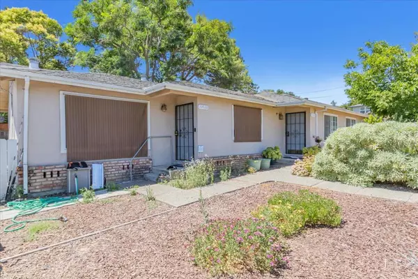 Cupertino, CA 95014,22620 Alcalde RD