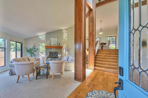 Monterey, CA 93940,33 Deer Forest DR