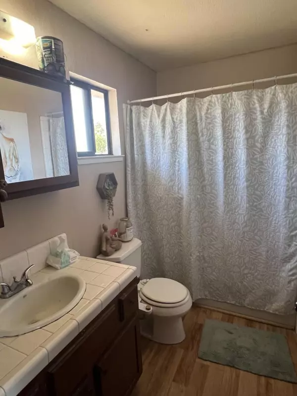 Salinas, CA 93901,340 E Romie LN