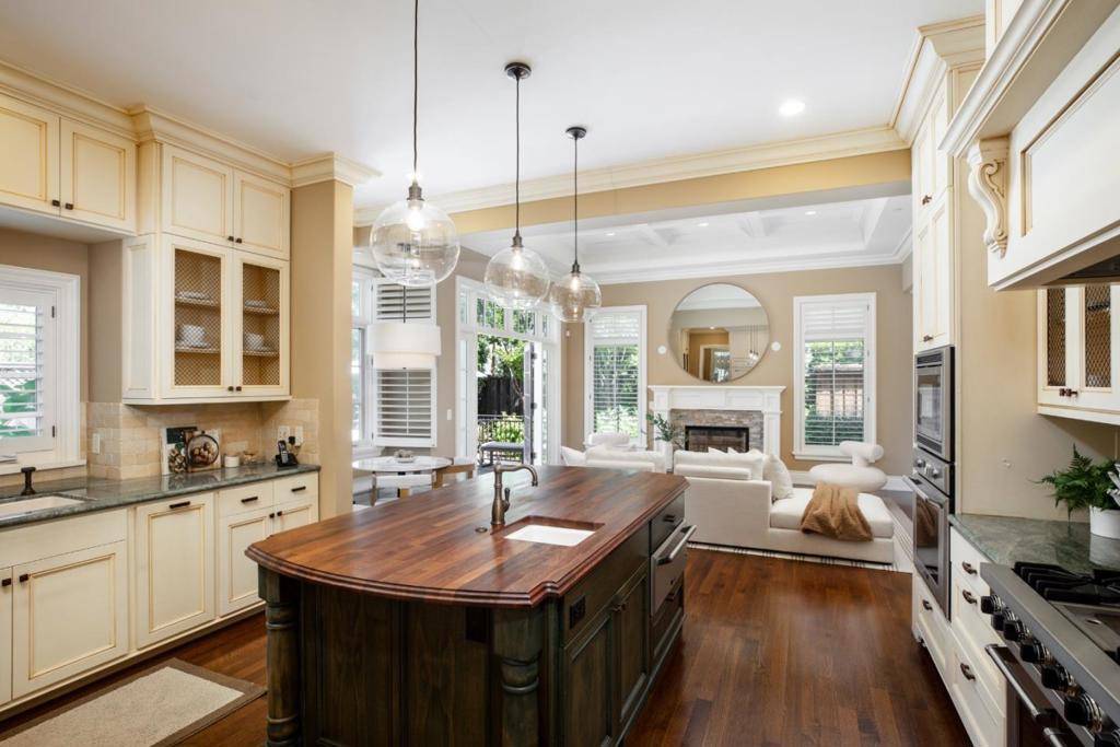 Menlo Park, CA 94025,620 Windsor DR