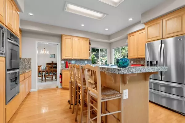 Scotts Valley, CA 95066,21 Bay Laurel CT
