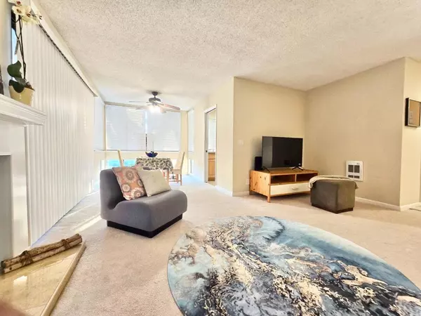 Foster City, CA 94404,1033 SHELL BLVD #8