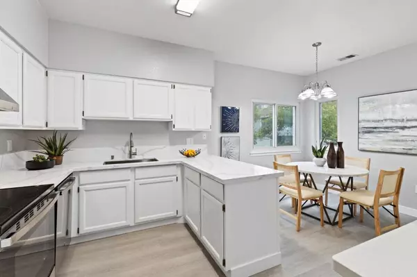 Daly City, CA 94015,313 Michelle LN