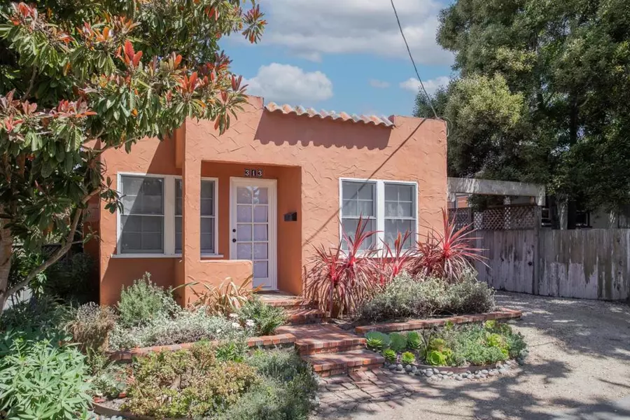 313 Walnut ST, Pacific Grove, CA 93950