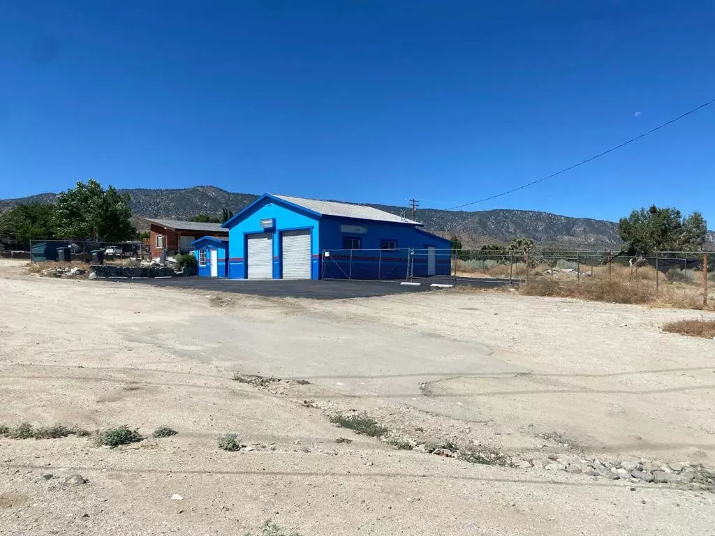 Pinon Hills, CA 92372,1425 Highway 138