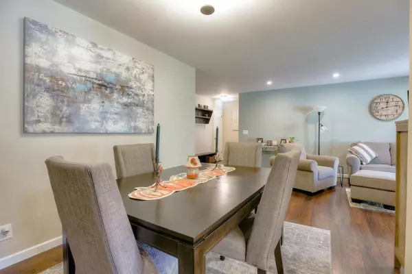 Redwood City, CA 94061,1240 Woodside RD #15