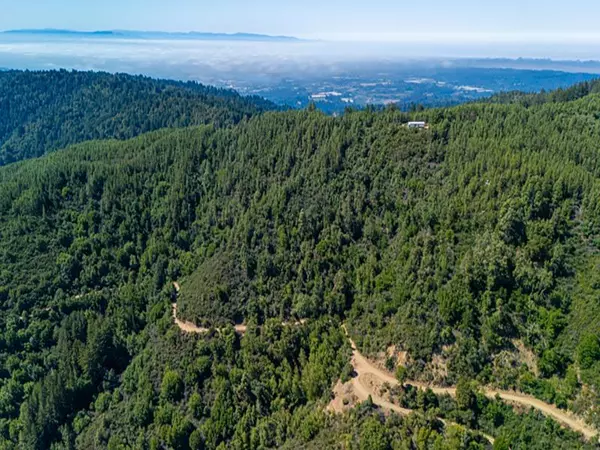 Gilroy, CA 95020,924 Croy Ridge RD