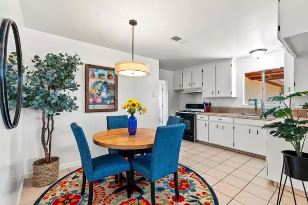 Salinas, CA 93906,1607 Chico WAY