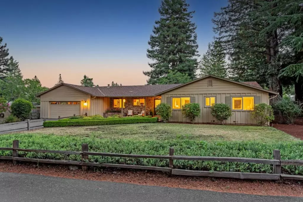Portola Valley, CA 94028,156 Brookside DR