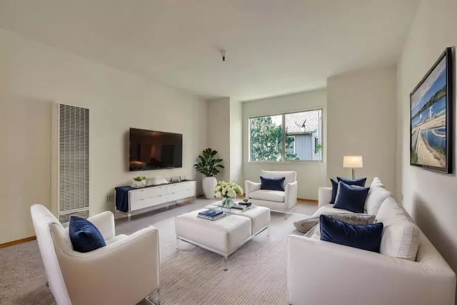 203 Vista Prieta CT, Santa Cruz, CA 95062