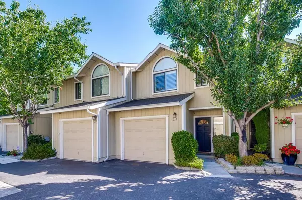 Santa Clara, CA 95050,215 Saratoga CT