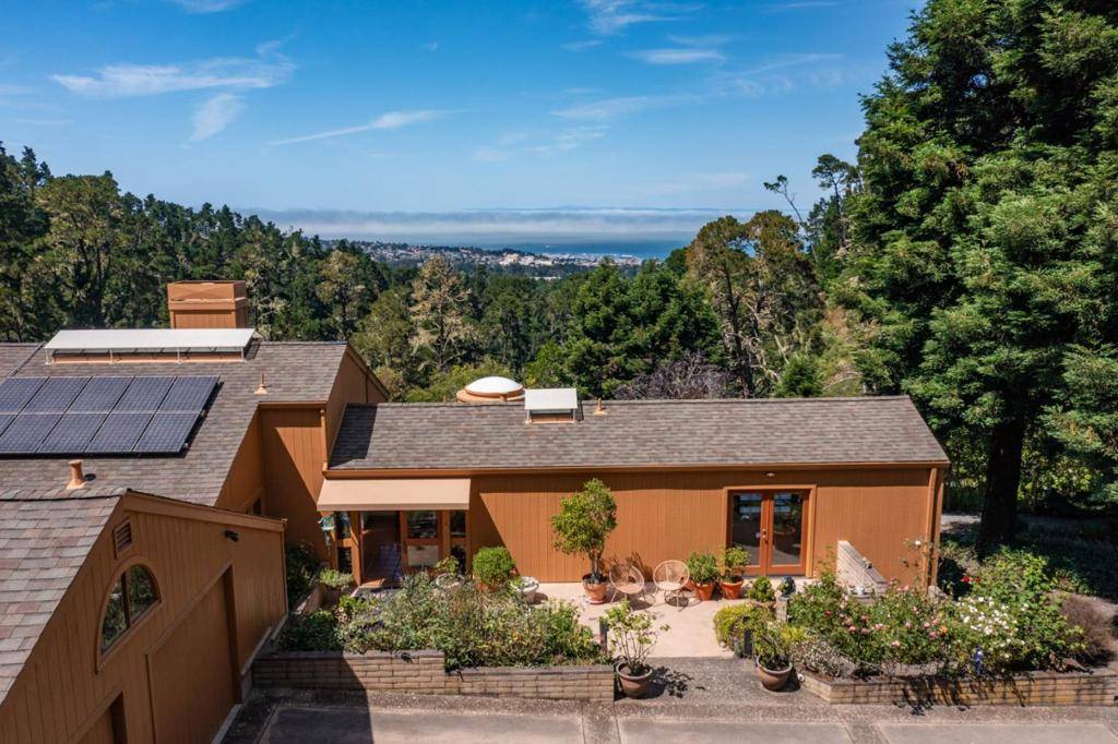 Carmel, CA 93923,540 Aguajito RD