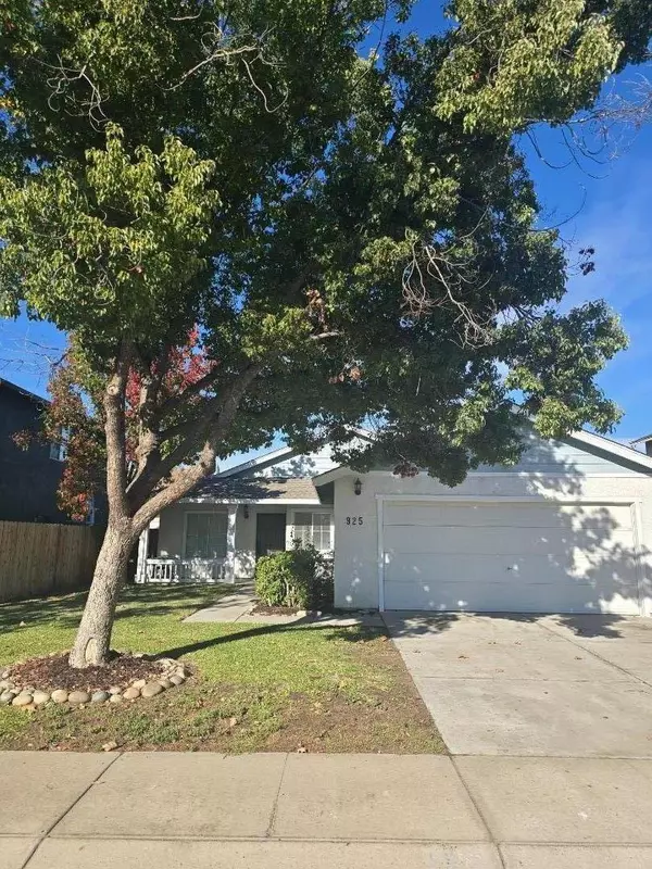 925 Rhythms DR, Modesto, CA 95358
