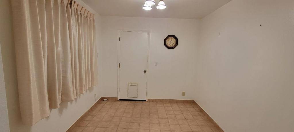 Salinas, CA 93906,1848 Cherokee DR #6