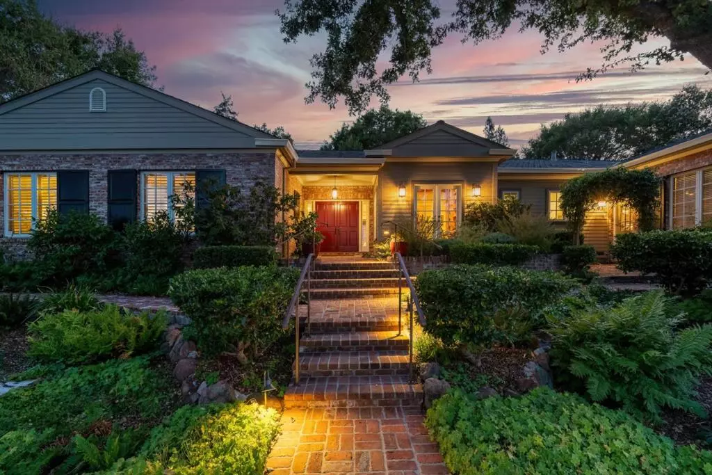 Saratoga, CA 95070,20544 Lomita AVE