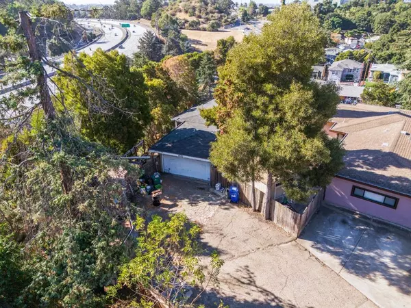 9560 Alcala AVE, Oakland, CA 94605