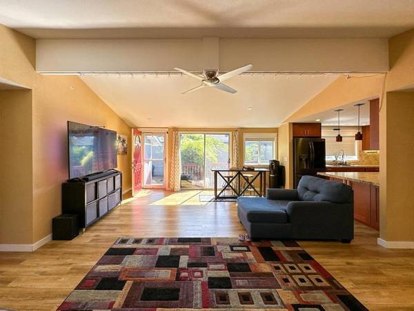 Sunnyvale, CA 94089,1225 Vienna DR