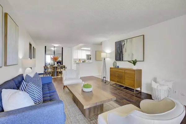 Daly City, CA 94015,302 Philip DR #102