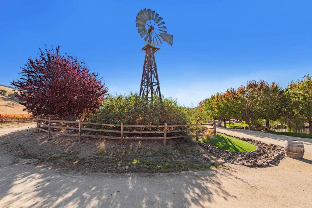 Gilroy, CA 95020,3970 Leavesley RD