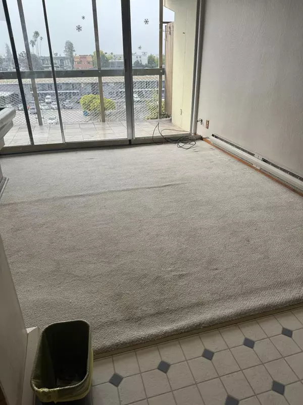 Santa Cruz, CA 95060,180 Dakota AVE #58