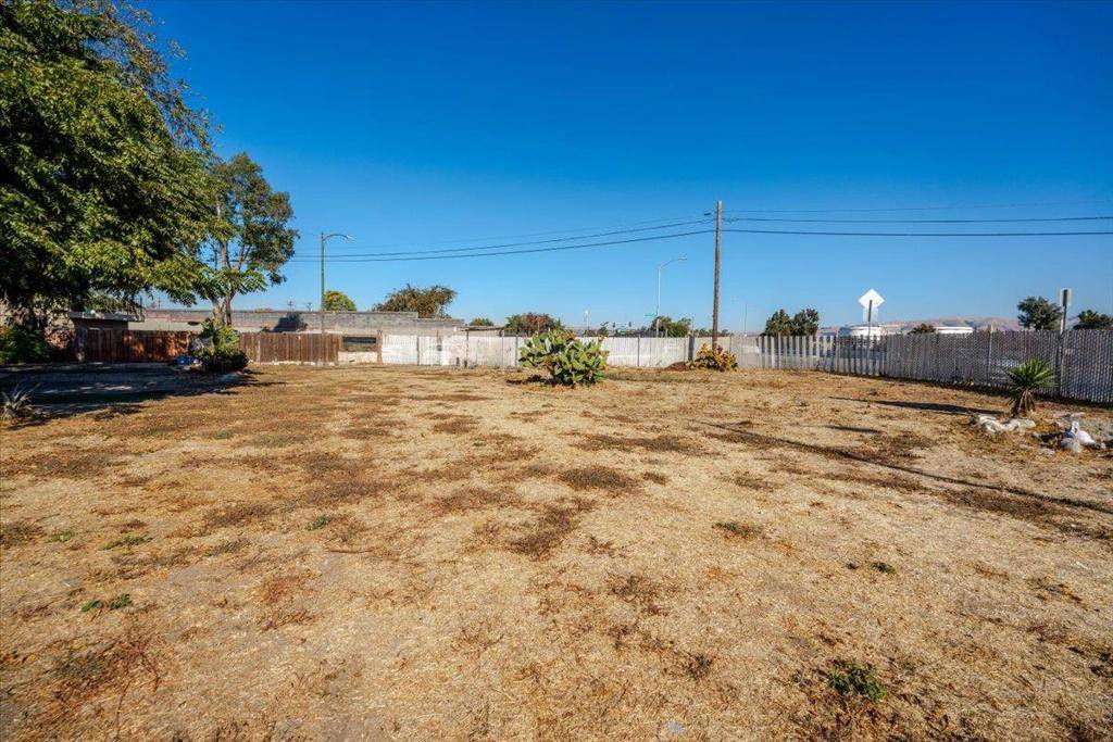 San Jose, CA 95112,0 E Hedding ST