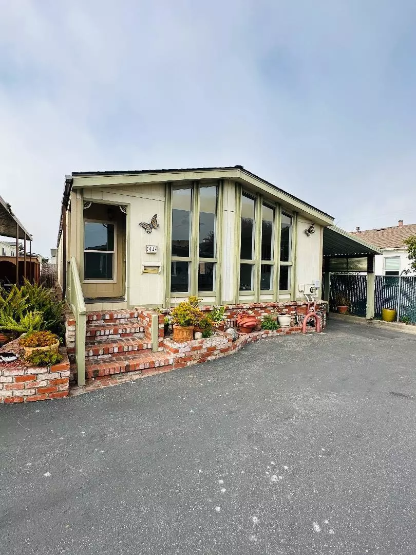 Pacific Grove, CA 93950,700 Briggs AVE