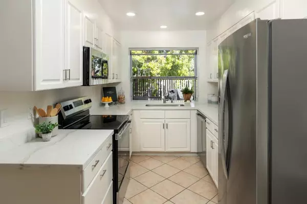Cupertino, CA 95014,10176 Camberley LN