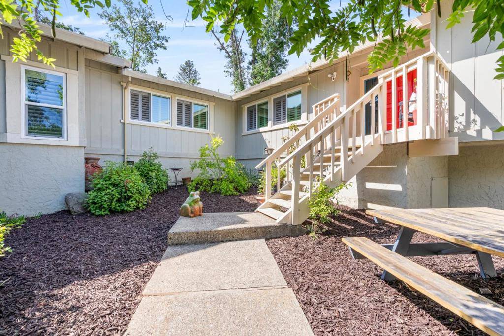 16795 Jackson Oaks DR, Morgan Hill, CA 95037