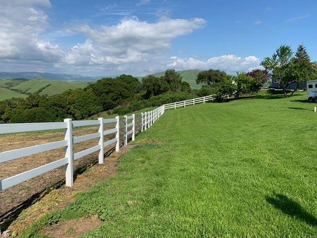 1537 School RD, San Juan Bautista, CA 95045