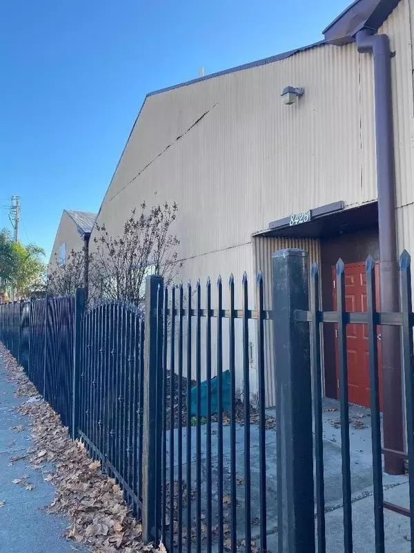 Gilroy, CA 95020,8425 Monterey