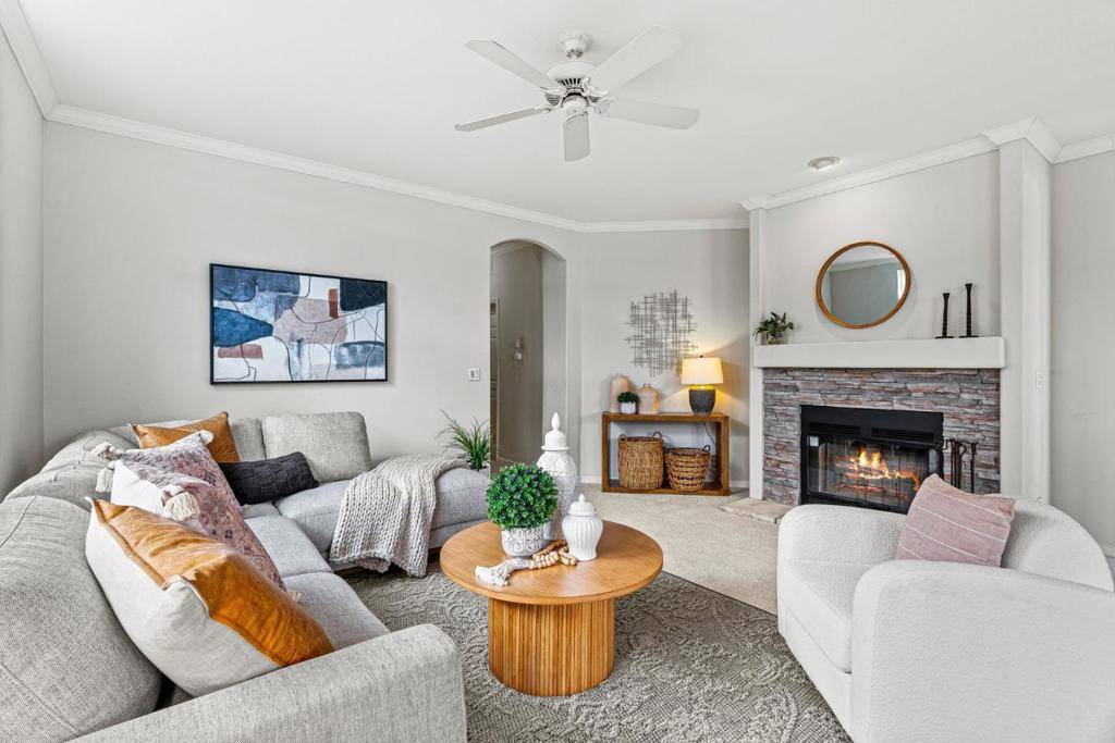 Santa Cruz, CA 95062,2435 Felt ST