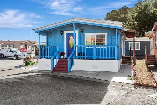 Moss Beach, CA 94038,182 Culebra LN