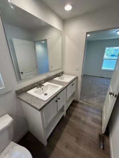 Grass Valley, CA 95945,1025 Amber LOOP