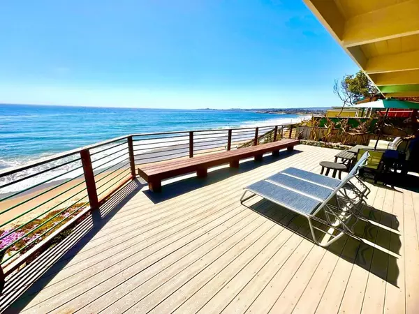 22818 E Cliff DR, Santa Cruz, CA 95062
