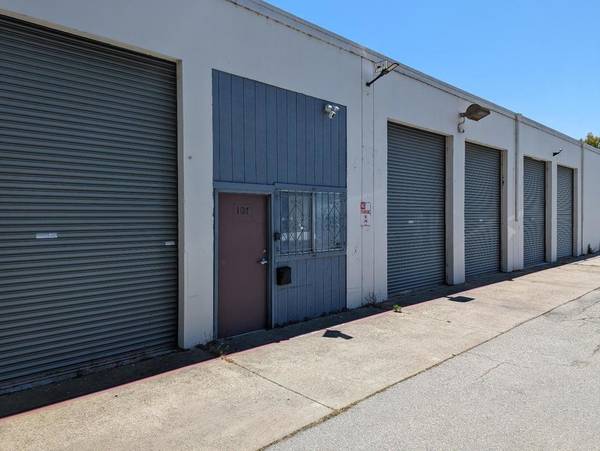 17251733 Mission RD, Colma, CA 94080
