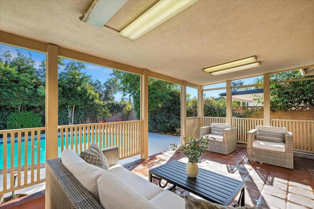 5930 Wilkinson AVE, Valley Village, CA 91607