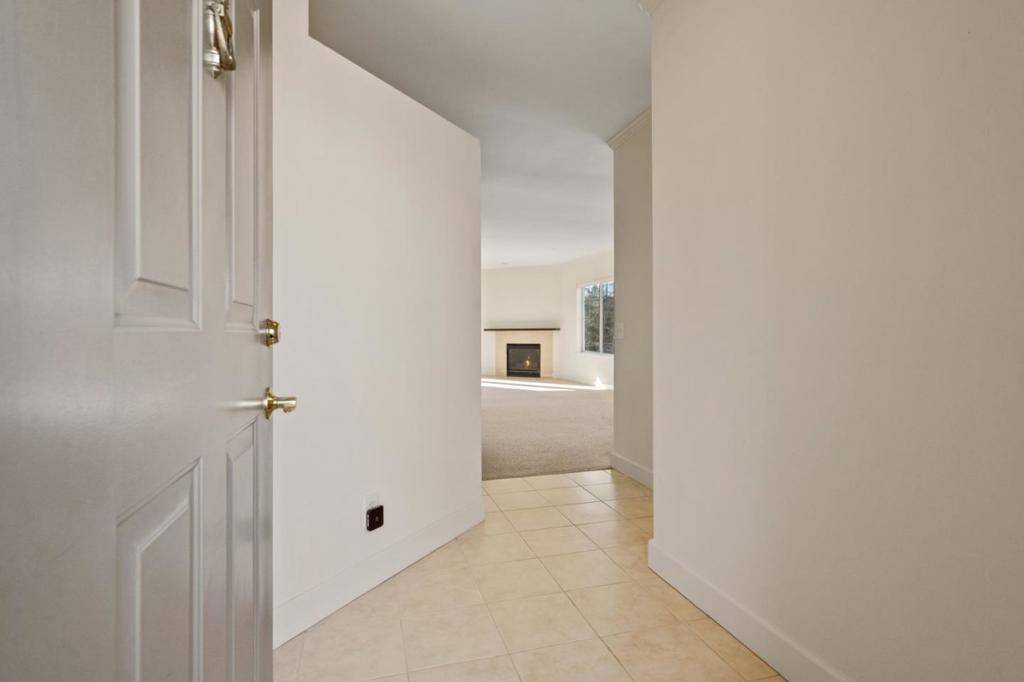 Novato, CA 94947,852 Diablo AVE #310