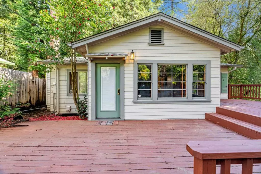 Boulder Creek, CA 95006,300 More DR