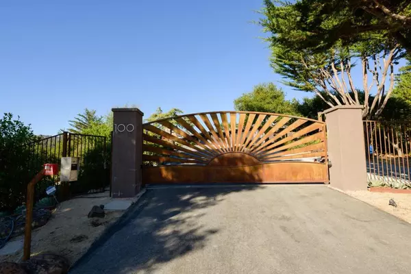 Aptos, CA 95003,100 Pleasant Heights DR