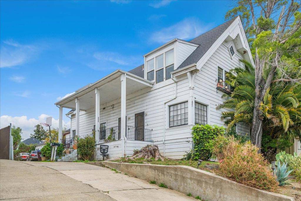 2464 Palmetto ST, Oakland, CA 94602