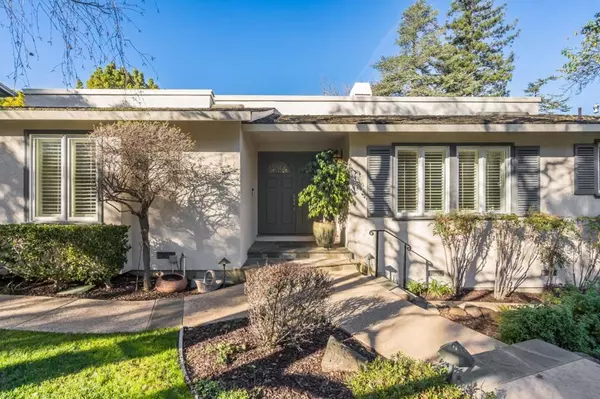 San Carlos, CA 94070,20 Cobblestone LN