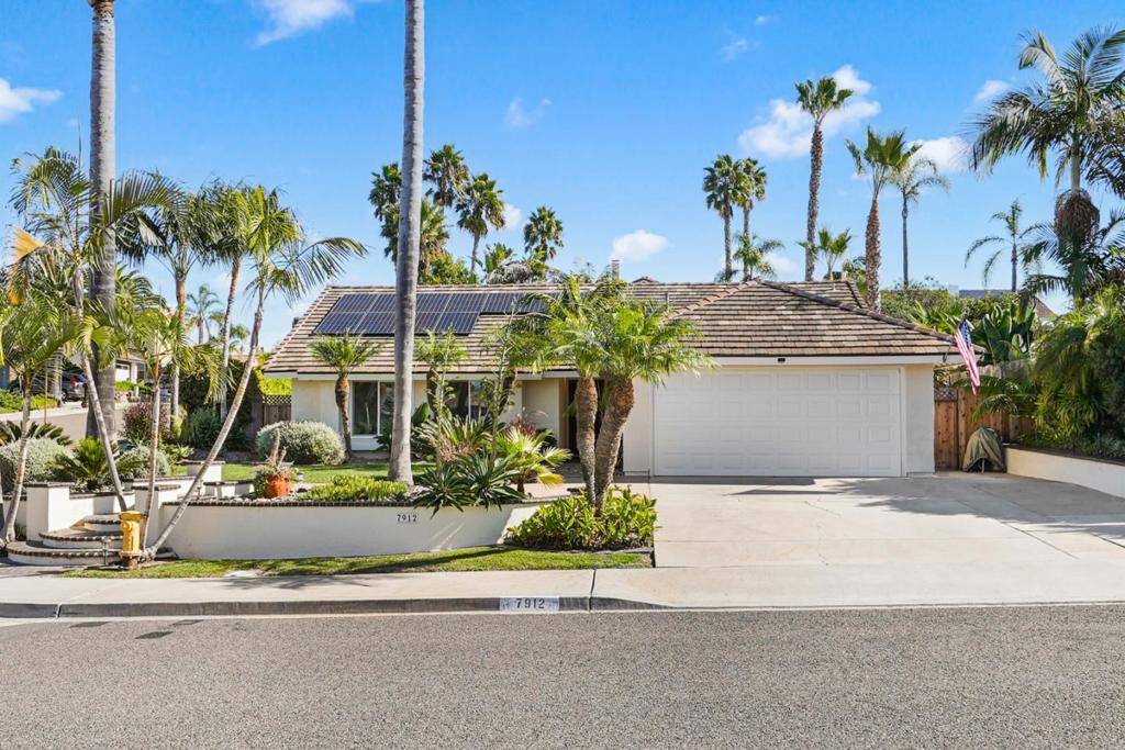 7912 El Astillero PL, Carlsbad, CA 92009