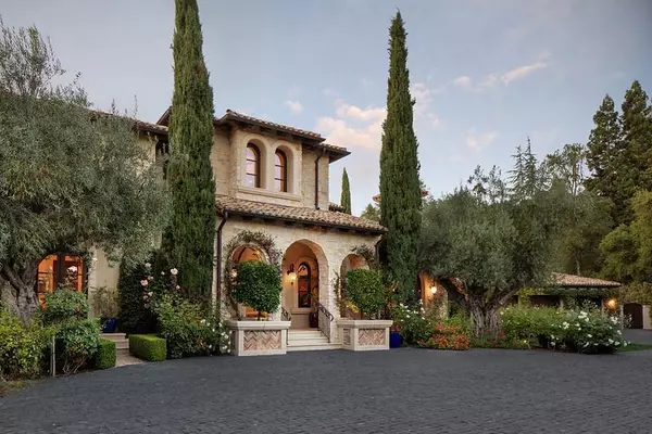 35 Barry LN, Atherton, CA 94027