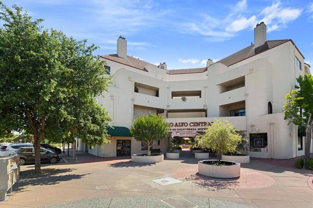 117 California AVE #D201, Palo Alto, CA 94306